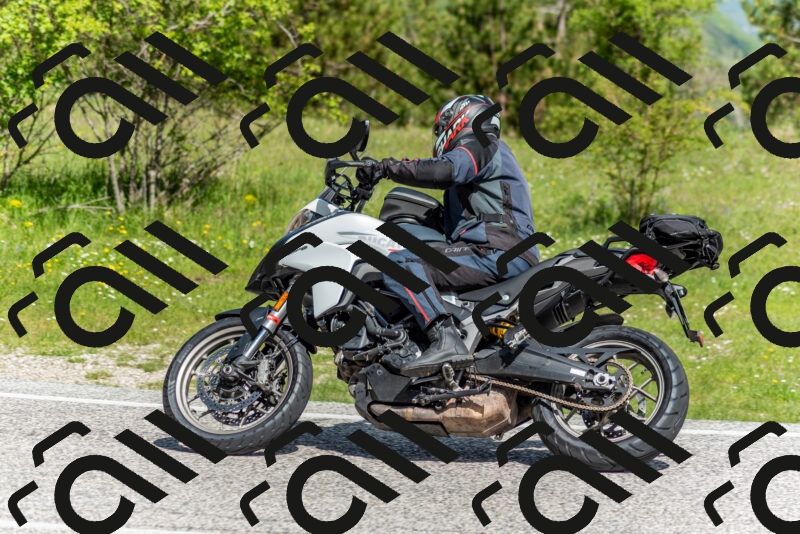 202505181049-DSC_7595_c2