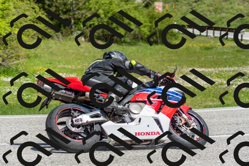 202505181057-DSC_7809_c2