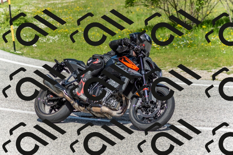 202505181058-DSC_7828_c2