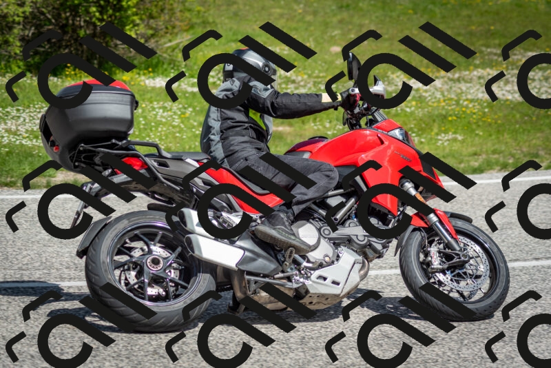 202505181103-DSC_7960_c2