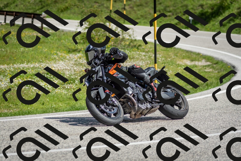 202505181105-DSC_7990_c2