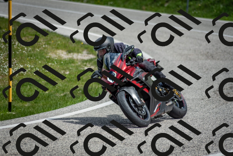 202505181113-DSC_8126_c2