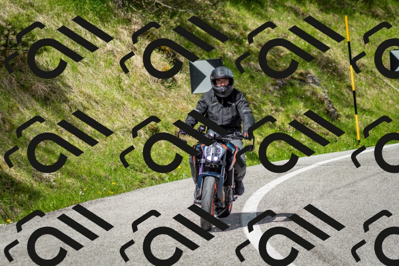 202505181114-DSC_8136_c2