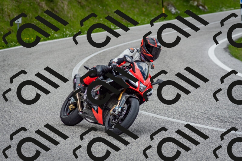 202505181128-DSC_8524_c2