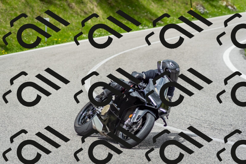 202505181144-DSC_8921_c2