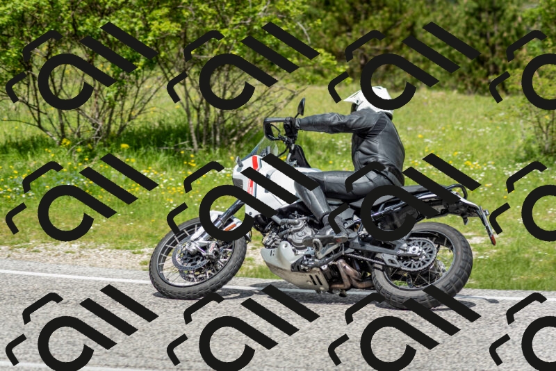 202505181151-DSC_9076_c2