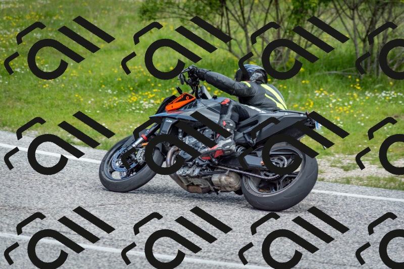 202505181155-DSC_9201_c2