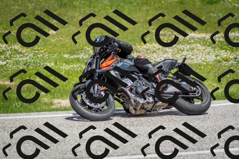 202505181200-DSC_9278_c2