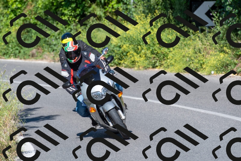 20250517093235-R013285_r1