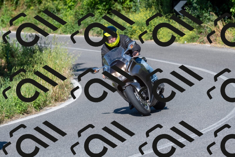 20250517093236-R013289_r1