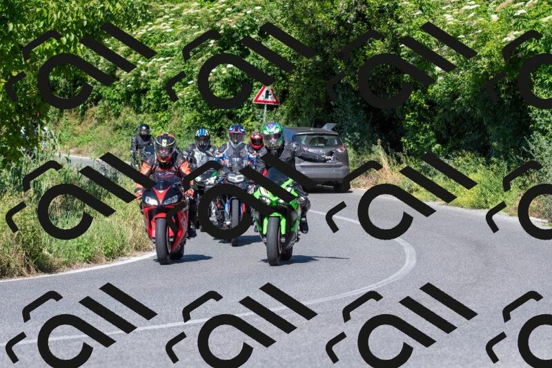 20250517095216-R013355_r1