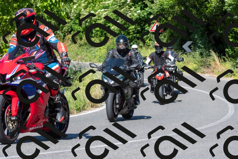 20250517095219-R013363_r1