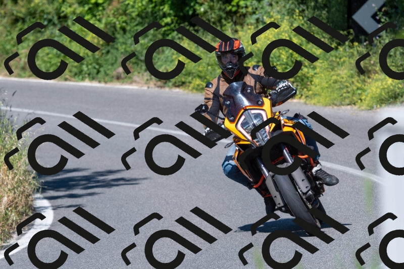 20250517101942-R013582_r1