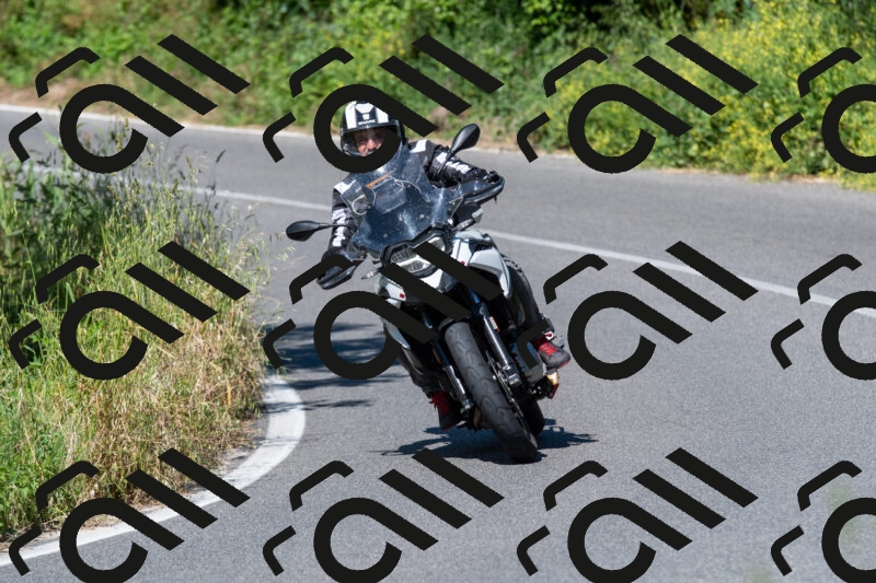 20250517102735-R013640_r1