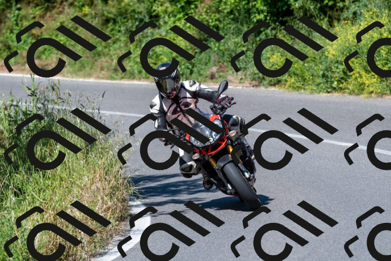 20250517103045-R013651_r1