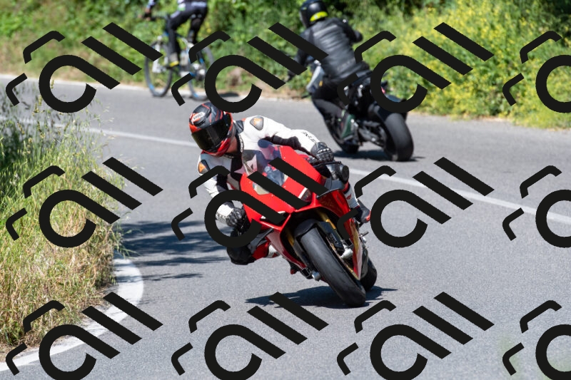 20250517103406-R01_3679_r1