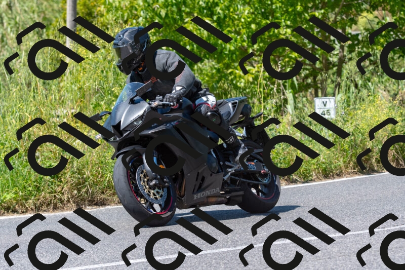 20250517112449-R01_4267_r1