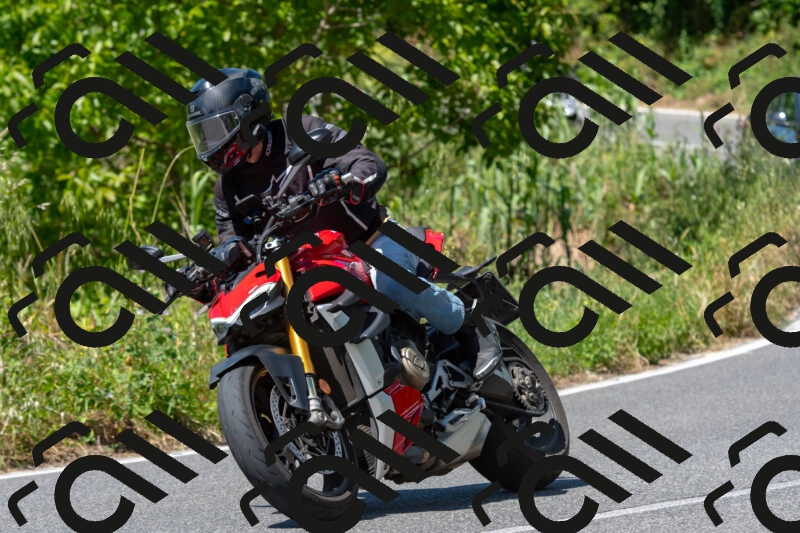 20250517114153-R01_4354_r1