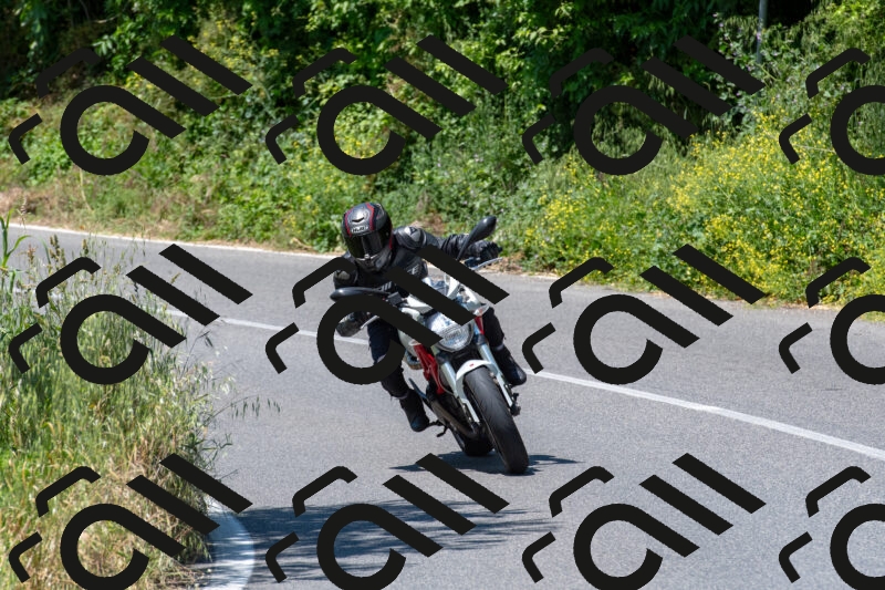 20250517120407-R01_4414_r1