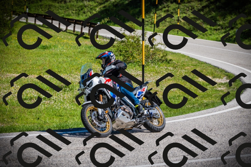 202505170905-DSC03395_c1_