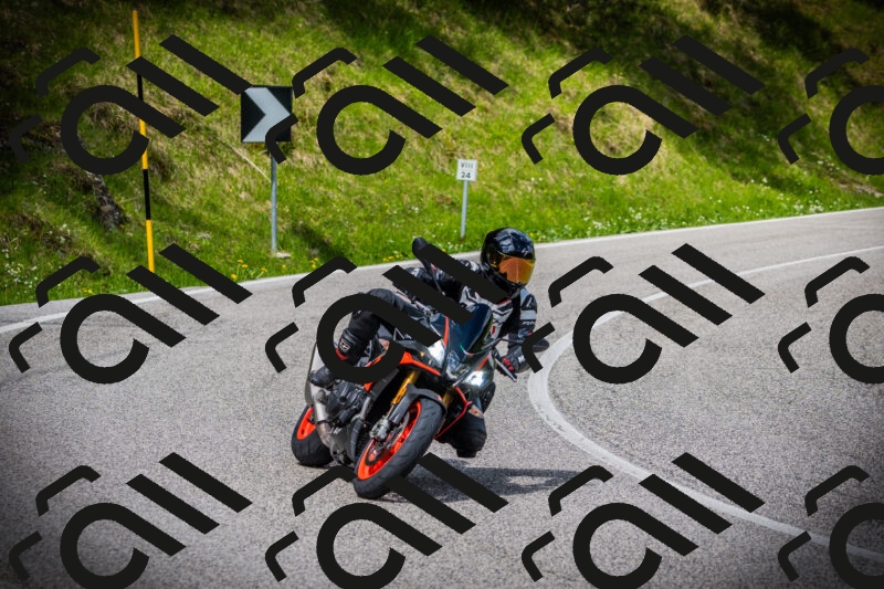 202505171018-DSC04000_c1_