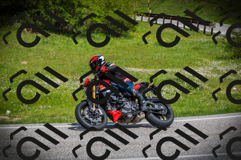 202505171032-DSC04236_c1_