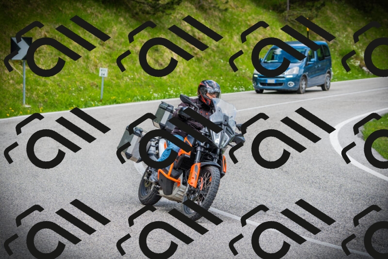 202505171048-DSC04408_c1_