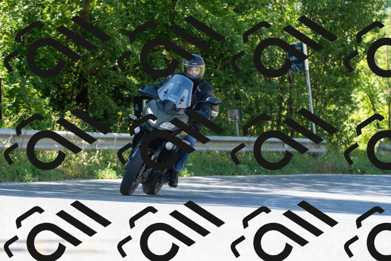 20250517102315-R027990__r2