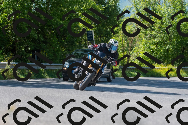 20250517105006-R028300__r2