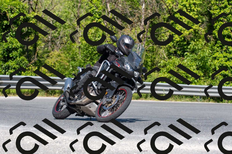 20250518094104-R028760_r2