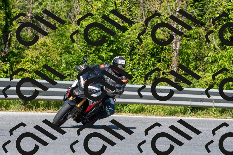 20250518095031-R028803_r2