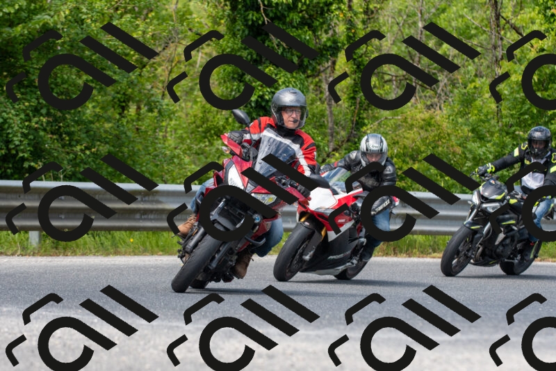 20250518110434-R029894_r2