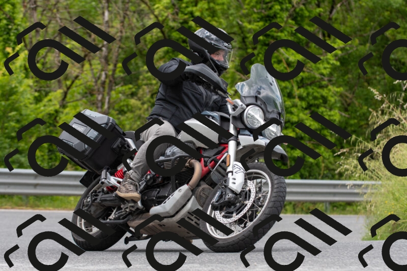 20250518123048-R020864_r2