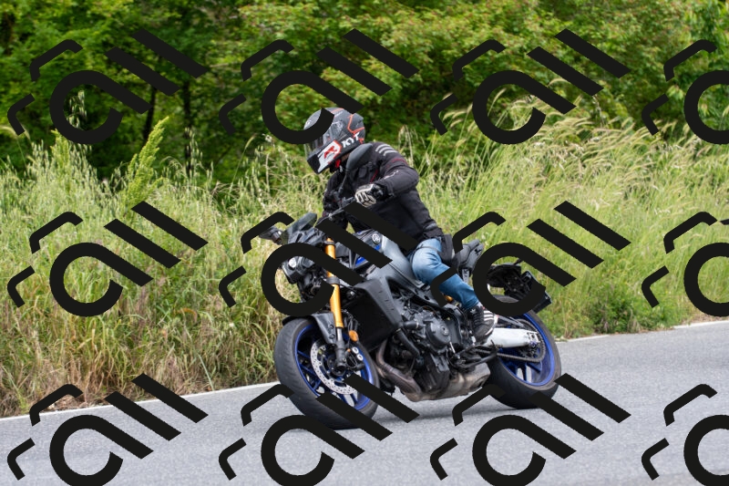 20250518123236-R020896_r2