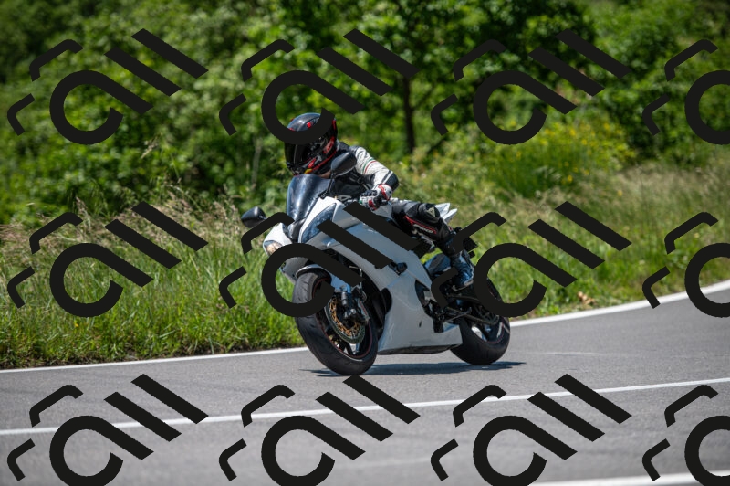 202505241200-M22_5291_m2_