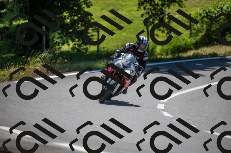 202505241201-M22_5298_m2_