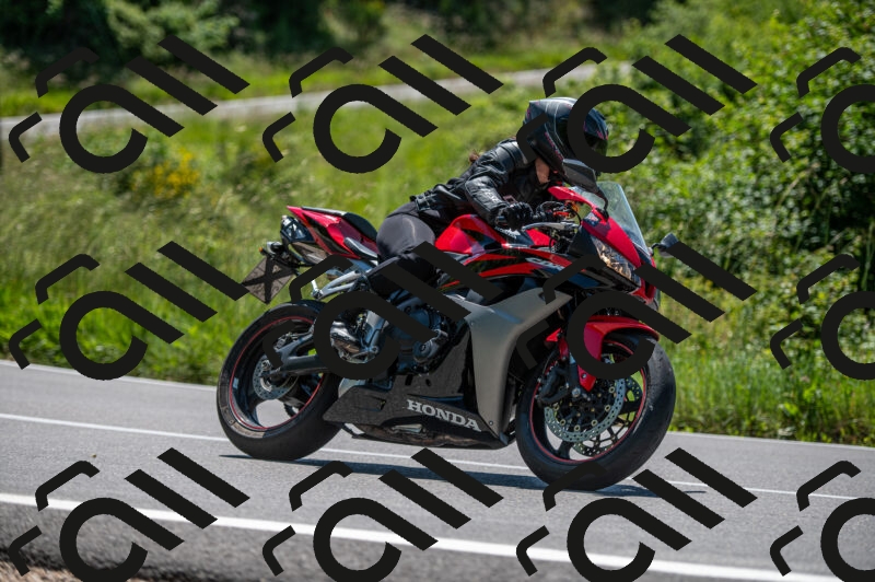 202505241201-M22_5303_m2_