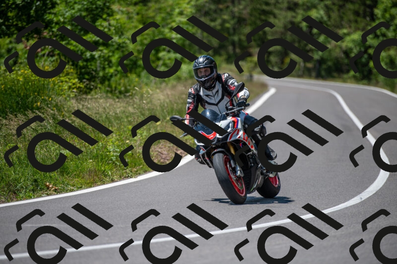 202505241204-M22_5311_m2_