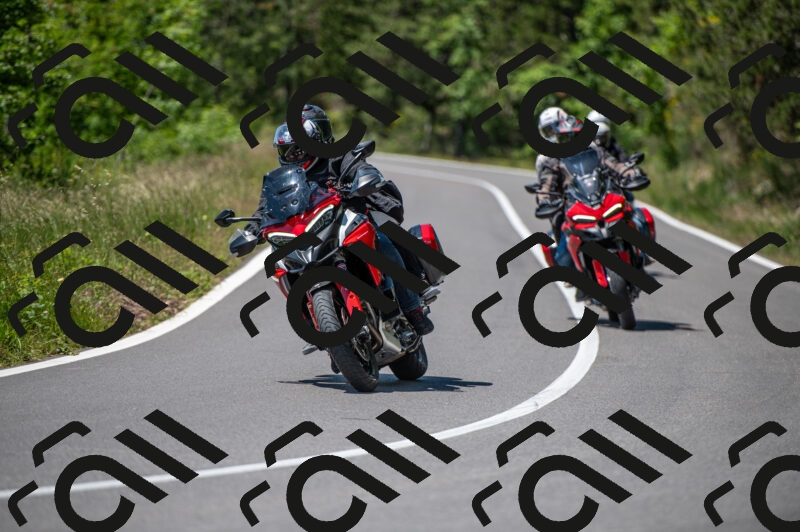 202505241205-M22_5315_m2_