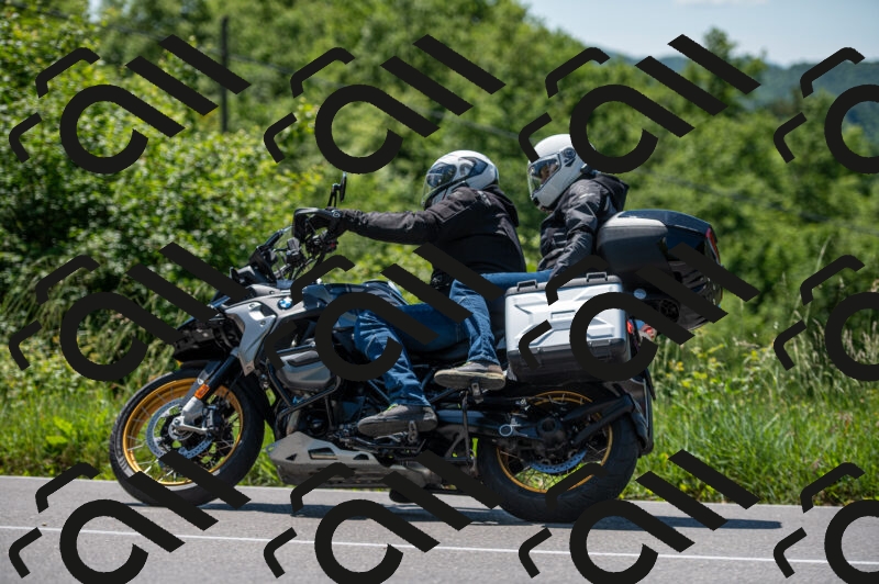 202505241205-M22_5320_m2_