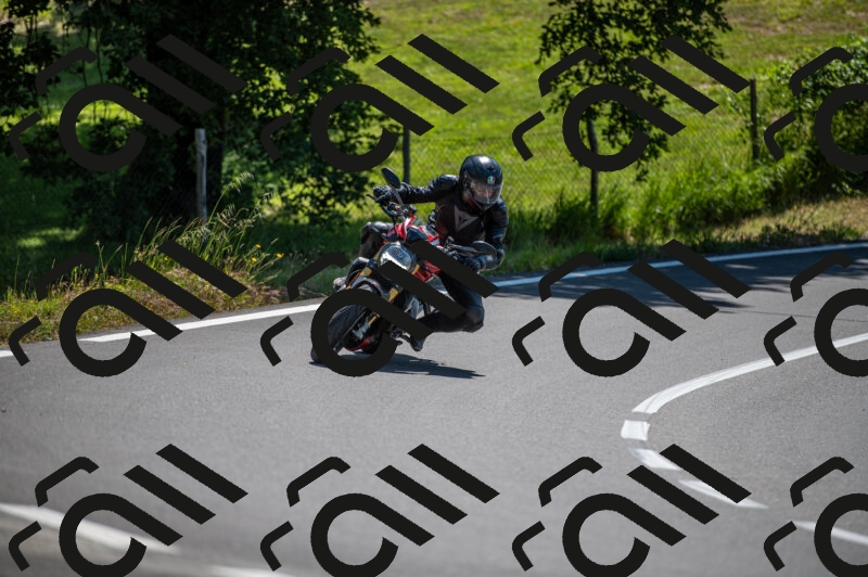 202505241208-M22_5325_m2_