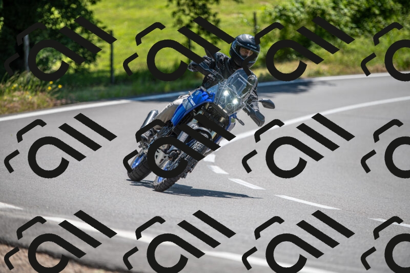 202505241209-M22_5331_m2_