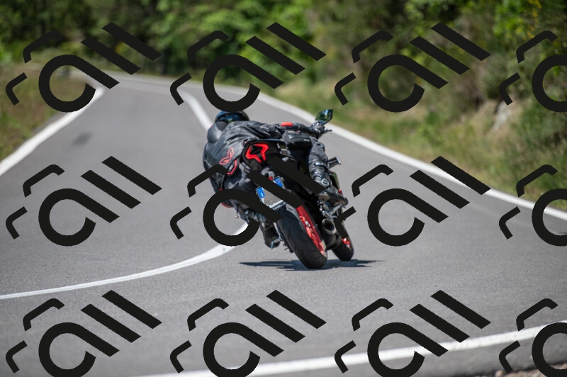 202505241211-M22_5382_m2_