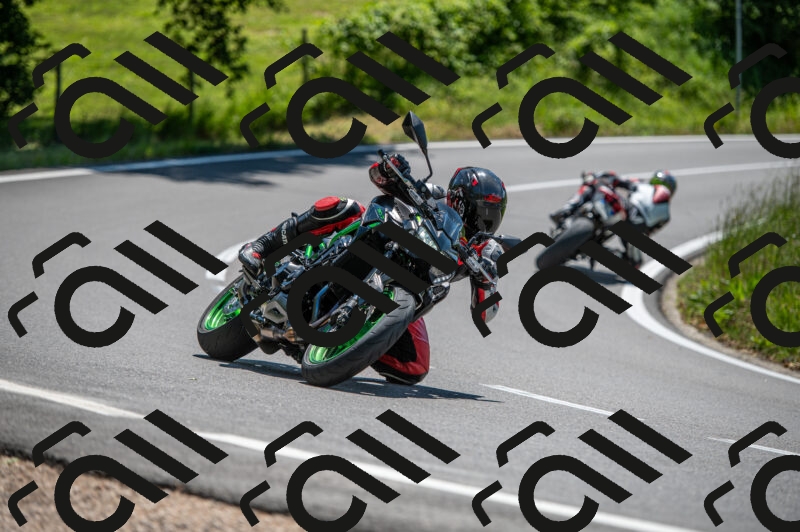 202505241211-M22_5387_m2_