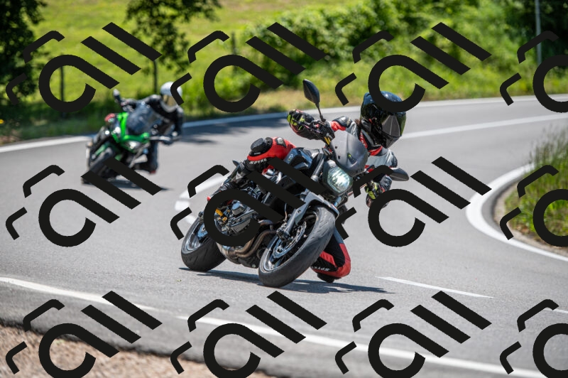 202505241212-M22_5396_m2_