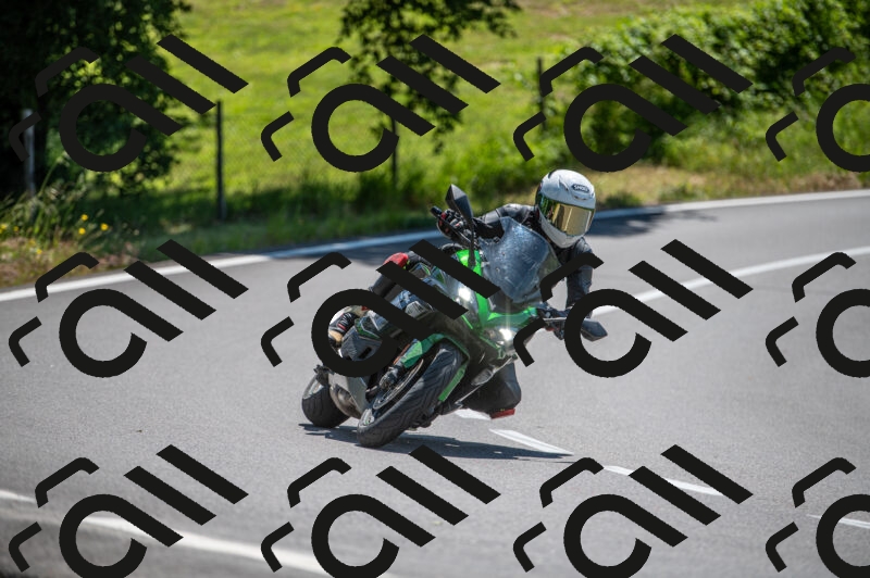 202505241212-M22_5397_m2_