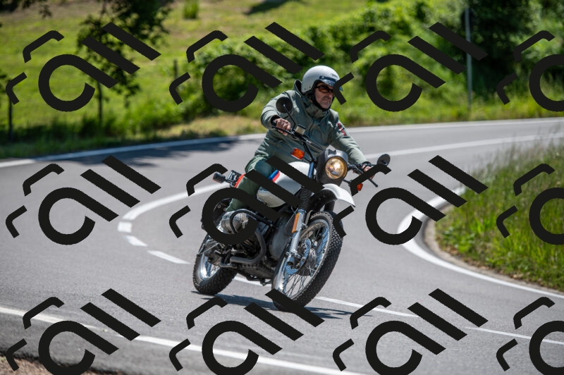 202505241212-M22_5405_m2_