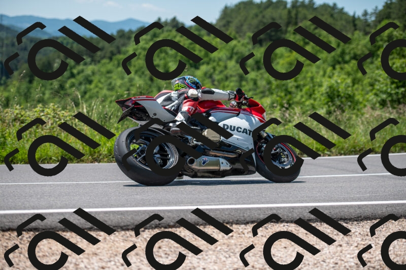 202505241213-M22_5420_m2_