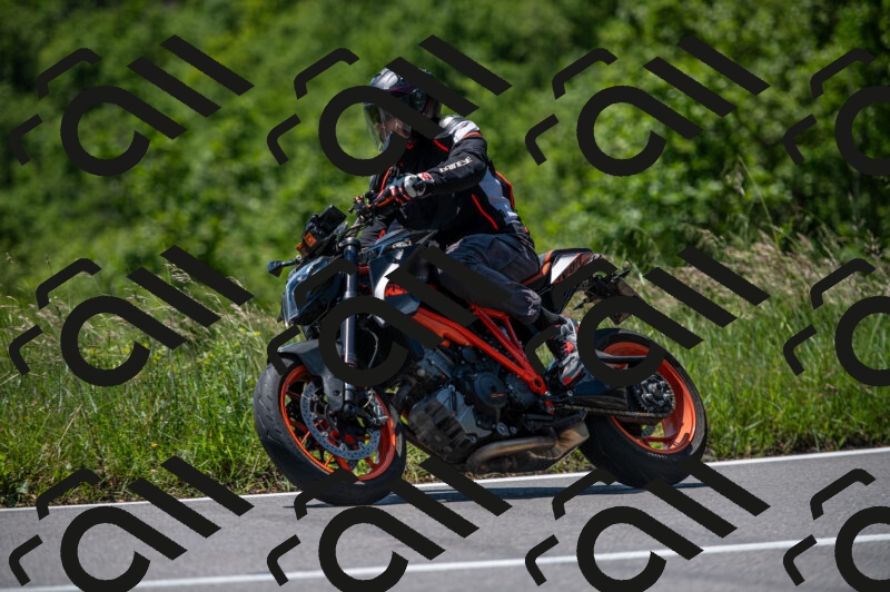 202505241213-M22_5423_m2_