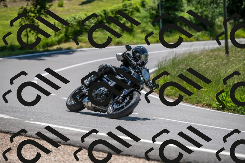 202505241214-M22_5435_m2_